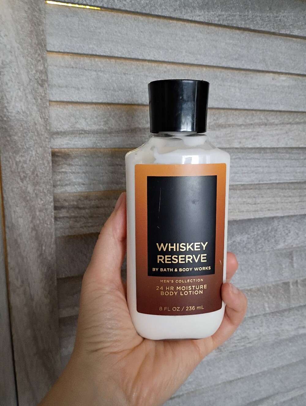 Bath & Body Works Whiskey Reserve Body Lotion 8 fl oz FULL